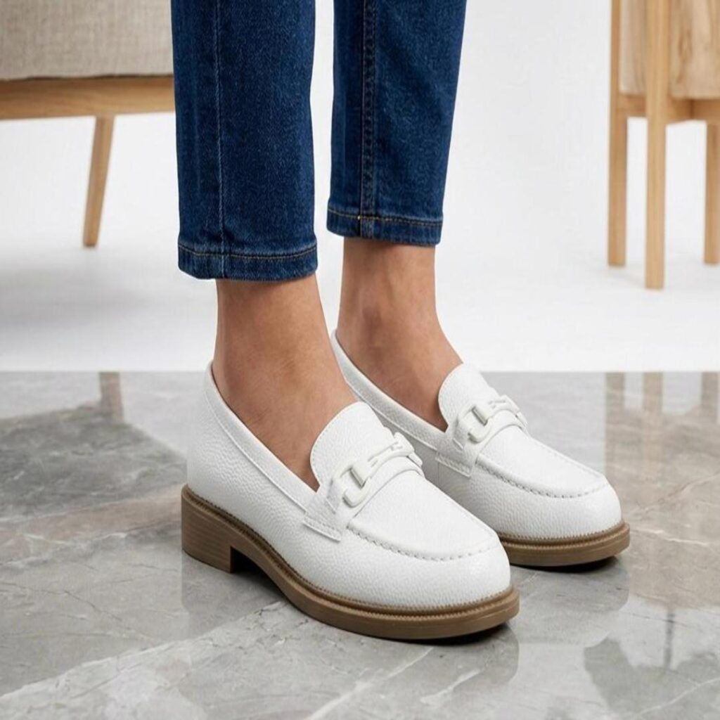 Flats Leather casual loafers featuring