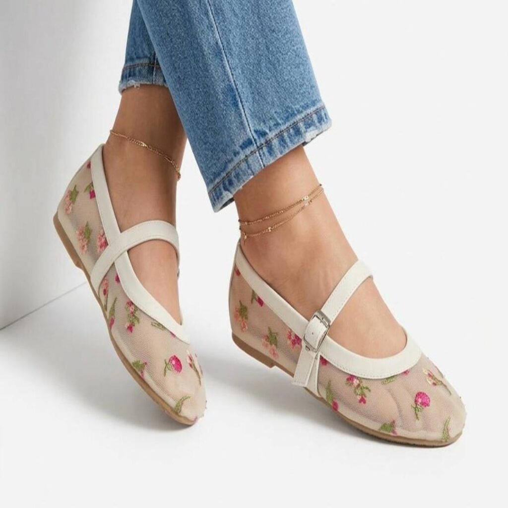 the Glamorous floral mesh Mary Jane flats