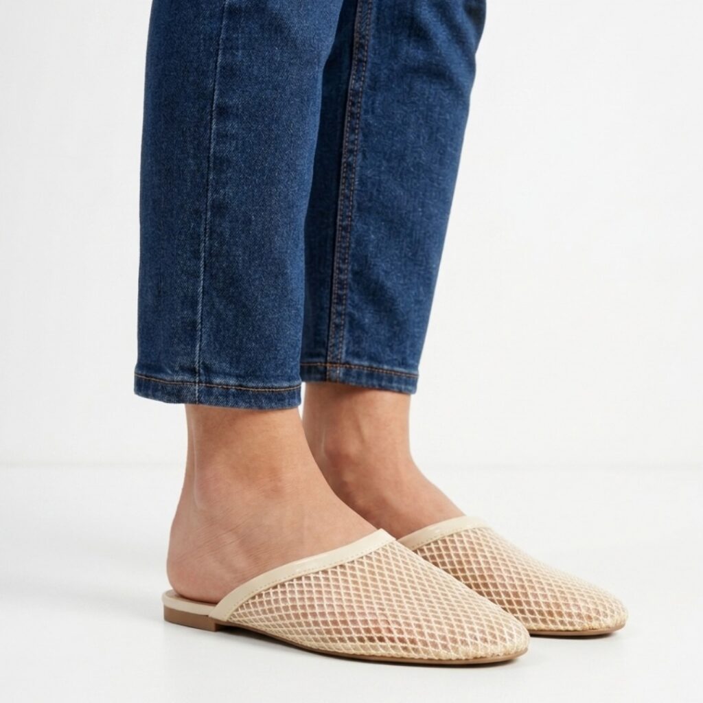 Slippers mesh fabric
