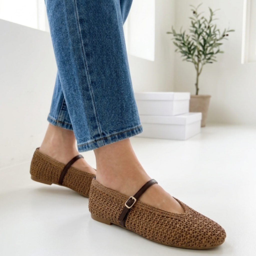 Mesh Mary Jane flats